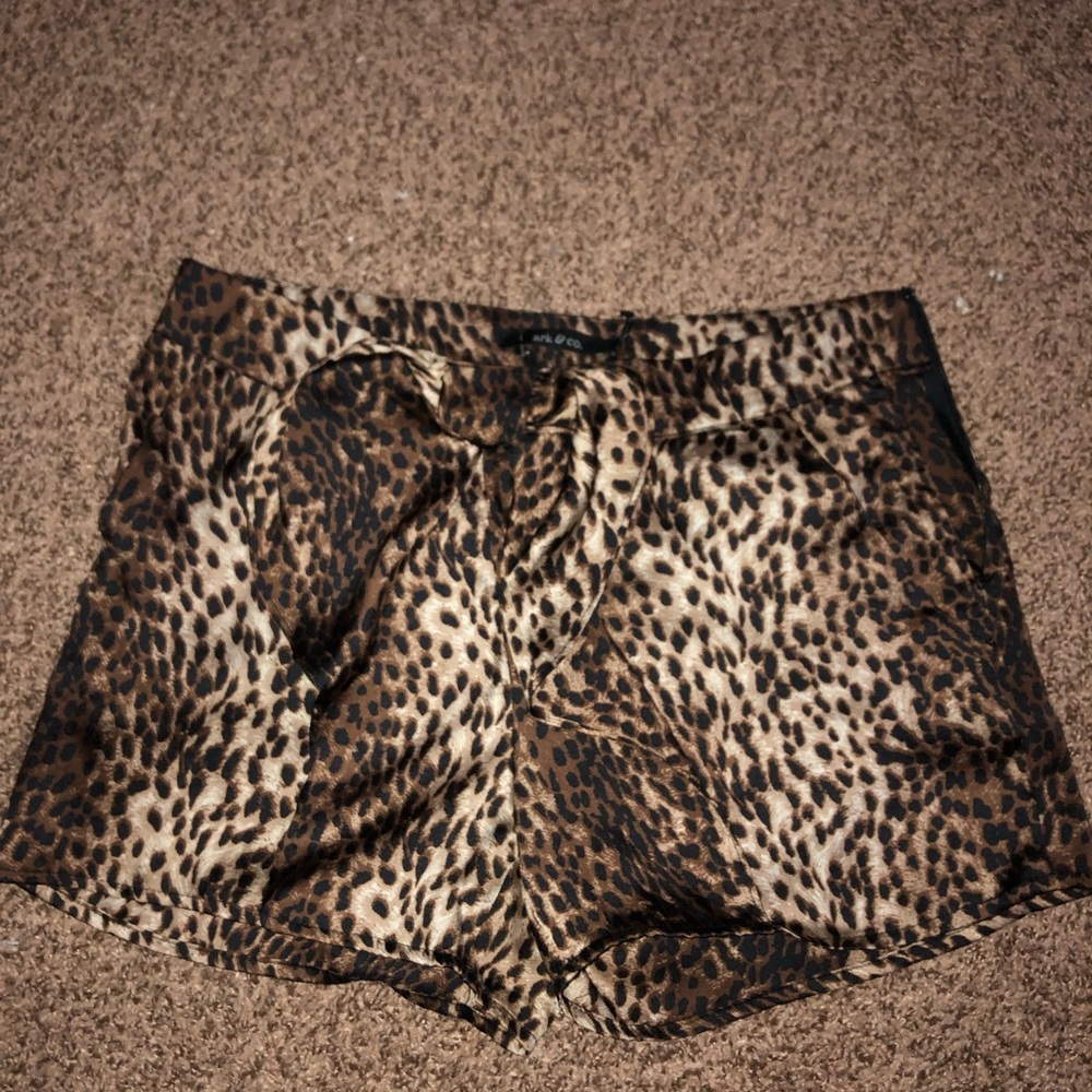 Silky bow cheetah print bow shorts